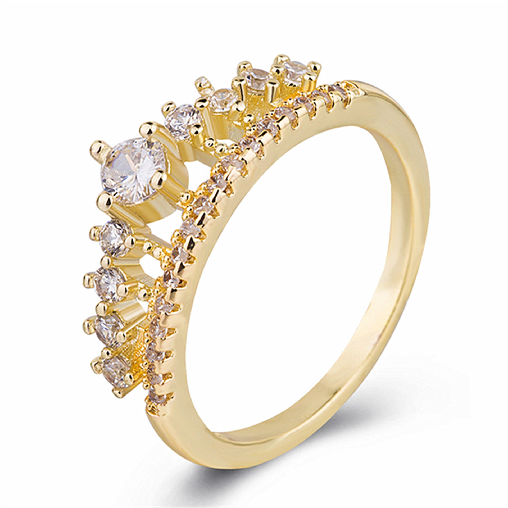 👑 Micro-set Crown Ring – Royal Elegance at Your Fingertips