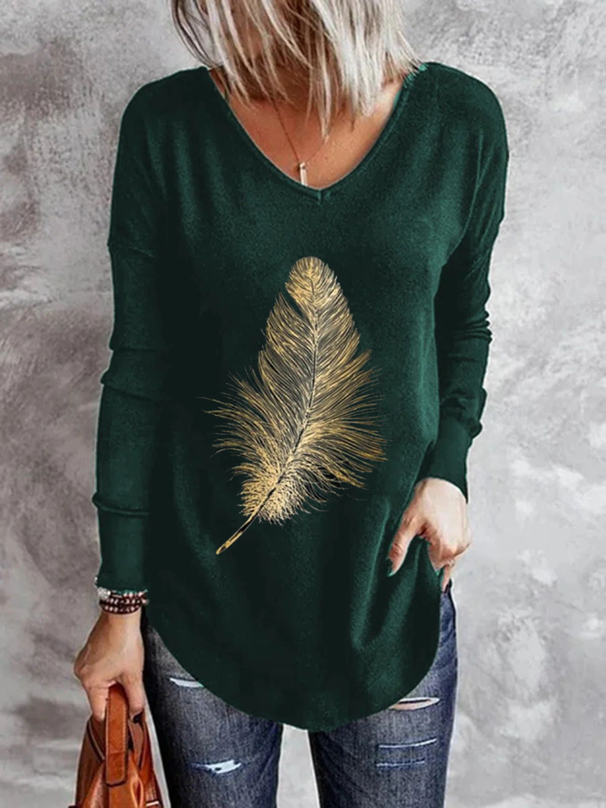 V-neck Bottoming – Élégance Naturelle